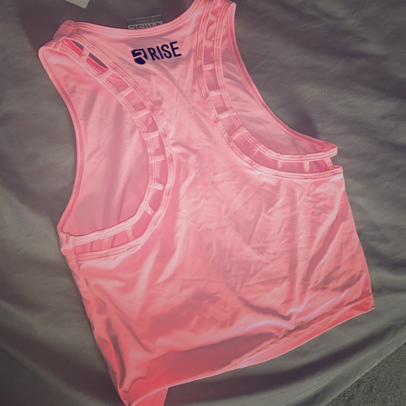 RISE crop top - Picture 1 of 2